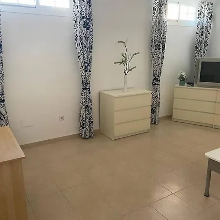 Stunning 5 Bedroom Benalmadena